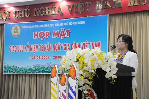 Họp mặt giao lưu kỷ niệm 15 năm ngày gia đình Việt Nam